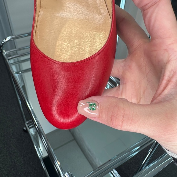 Christian louboutin pump - Picture 4 of 8